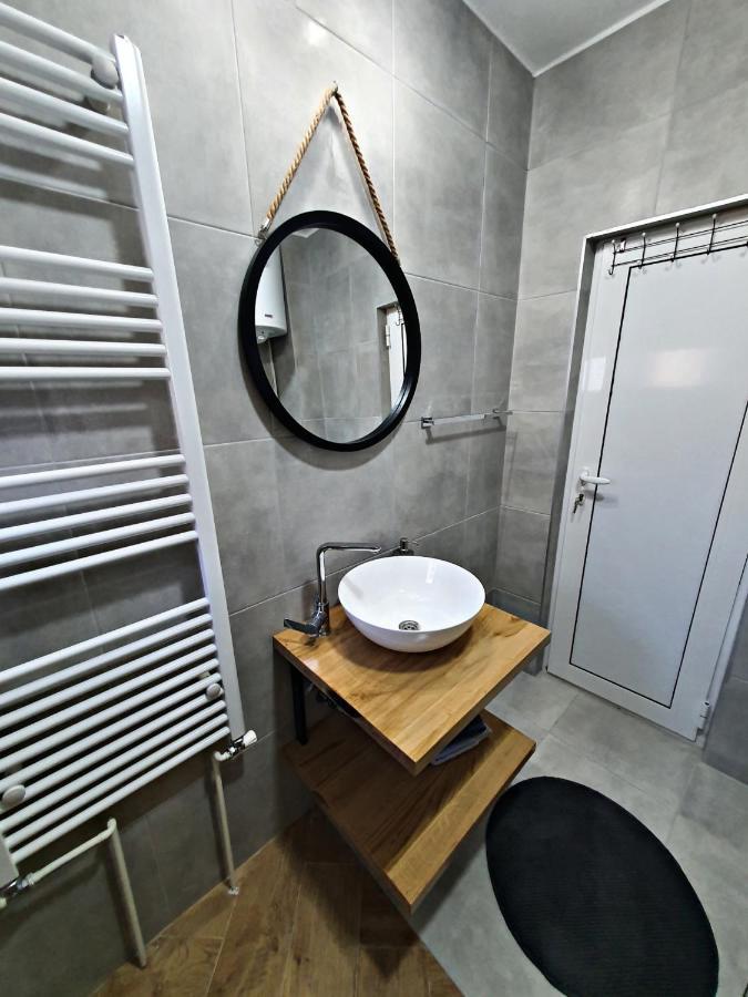 Luxor Apartmani 2 Vrnjačka Banja Kültér fotó